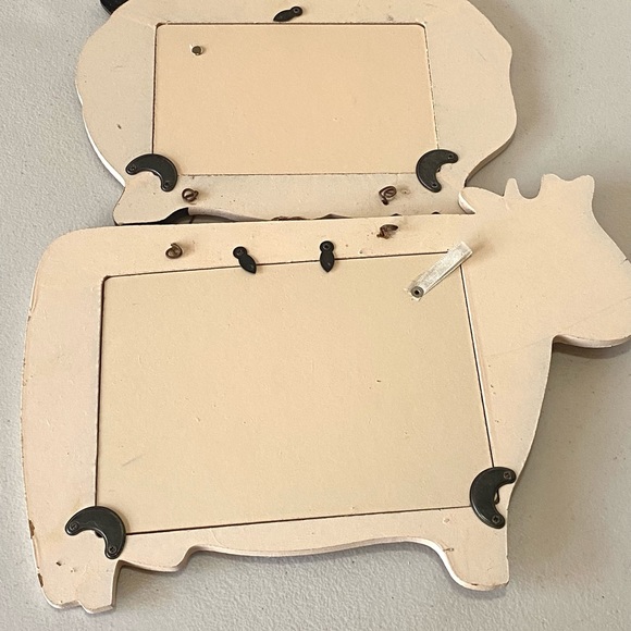 Pier One Farmhouse Picture Frames Connected Wall Hanging - Picture 5 of 8